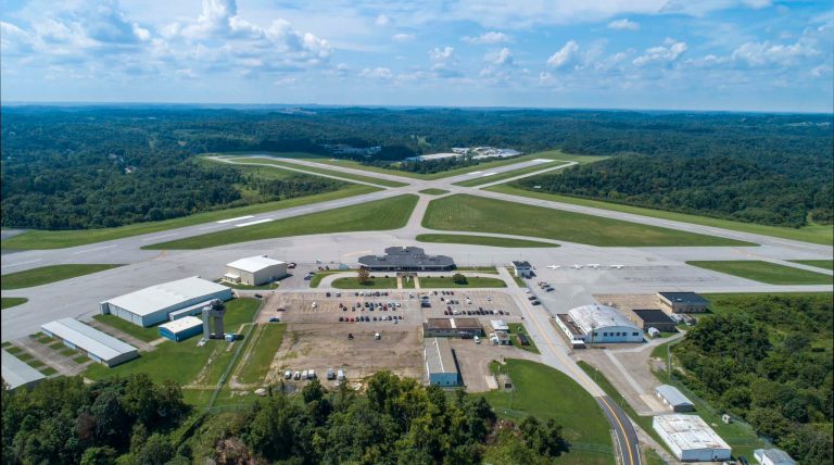 FLY MOV - Mid-Ohio Valley Regional Airport - KPKB - Parkersburg, WV